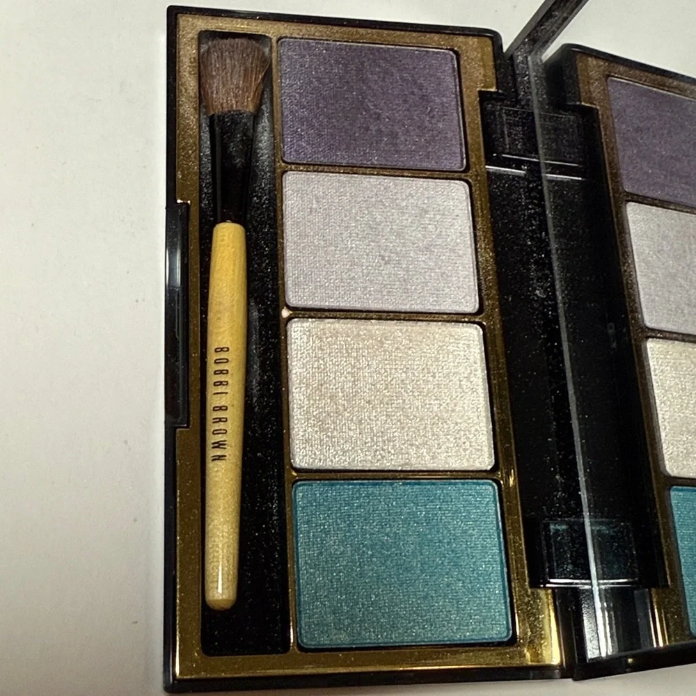 Bobbi Brown crystal eye palette Rare - Picture 2 of 6